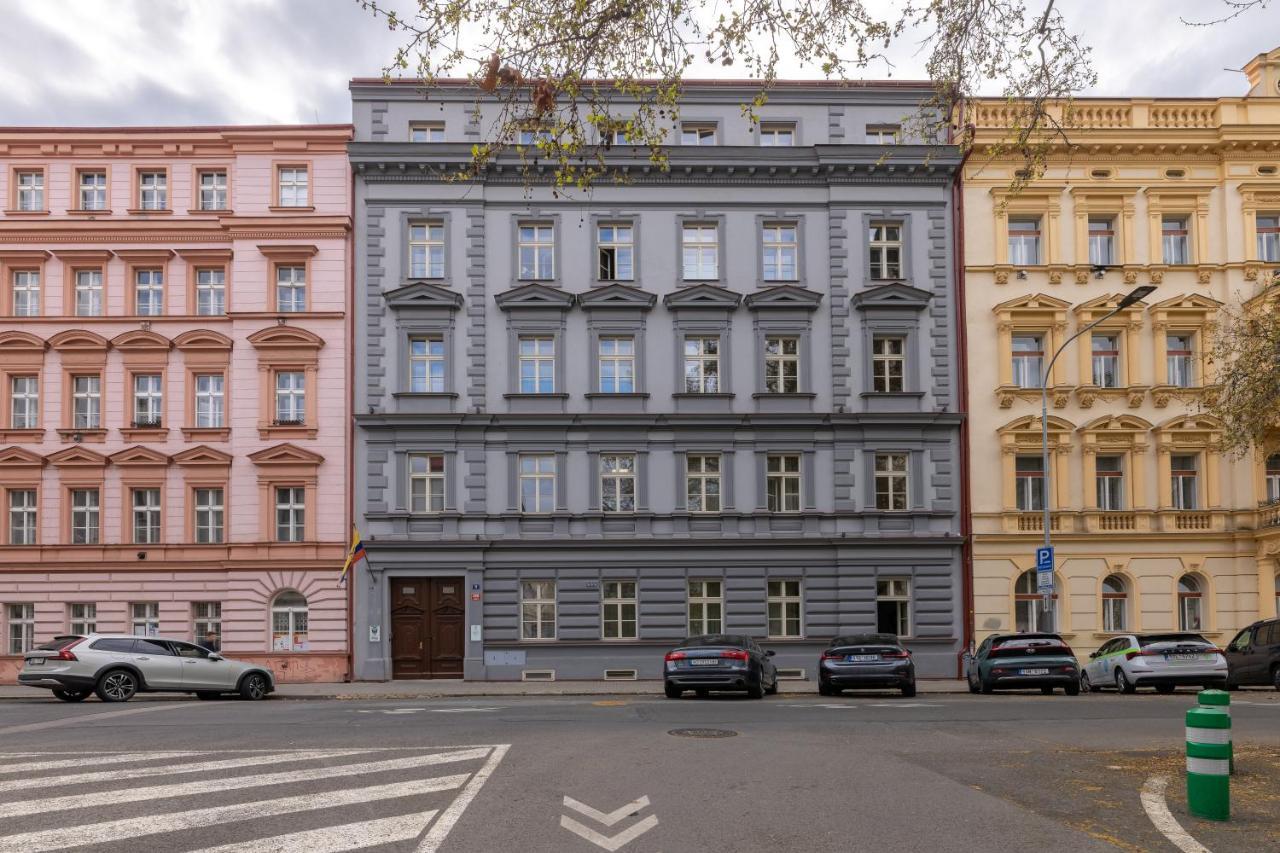 Luxurious, Charming Studio Perfect For Couples Praga Zewnętrze zdjęcie